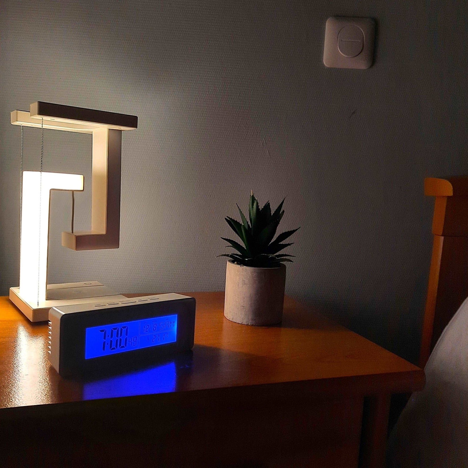 Lampe Antigravité USB avec chargeur induction - TensyLight